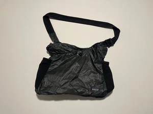 Vintage Patagonia Travel Courier Shoulder Bag Black Packable Lite Weight Rare - Bild 1 von 14