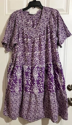 The Vermont Country Store Dress 1X Tiered Short Sleeve Muumuu Purple Midi Pocket - Image 1 of 4