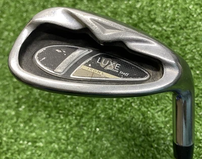 Wilson LUXE Irons Sand Wedge / RH / 60g Ladies Graphite / 35.5" / xx7292 - Image 1 of 4