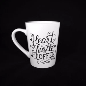Handgefertigte Heart Hustle Kaffeebecher aus permanentem Vinyl Geschenk - Bild 1 von 1