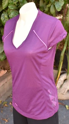 TOP OUTDOOR RESEARCH DRI RELEASE PÚRPURA SS CUELLO EN V EE. UU. TALLA S MEZCLA DE LANA Foto 1 de 4