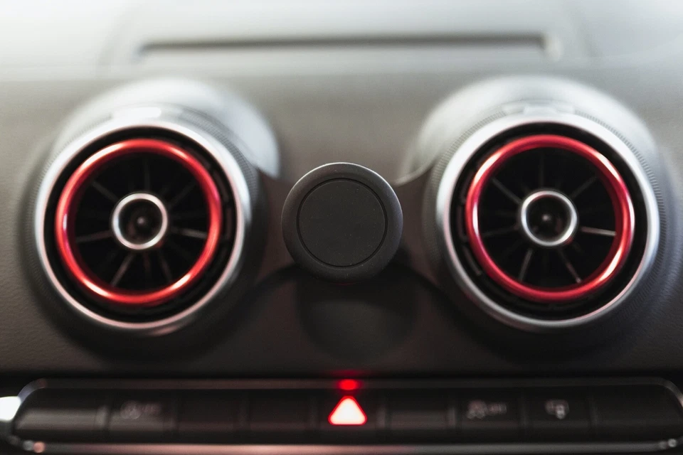 AUDI A3/S3/RS3 (8V) 2013-2020 Phone Holder/Mount OEMMOUNTS - Image 1 of 4