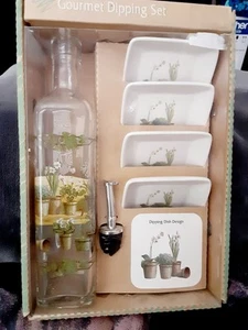 Vintage ZYPRESSE GOURMET DIP SET mit GLAS ÖLFLASCHE & 4 DIPSCHALEN - Bild 1 von 4