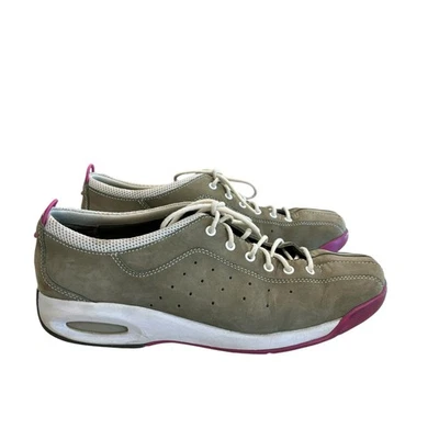  Cole Haan Nubuck Sneaker Women's Size 9B Vintage Suede Lace Up Trainer Active  - Image 1 of 4