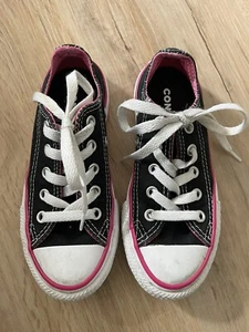 Converse Chuck Taylor All Star Low Top schwarz pink Kleinkind Kind Schuhe Größe 11 - Bild 1 von 6