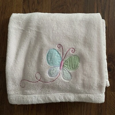 Manta bebé de felpa rosa pastel Carters apliques bordados mariposa niñas de colección Foto 1 de 4