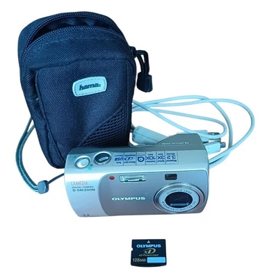 Olympus CAMEDIA D-540 Zoom 3.2MP Digitalkamera Silber Olympus Lens Kompaktkamera - Bild 1 von 4