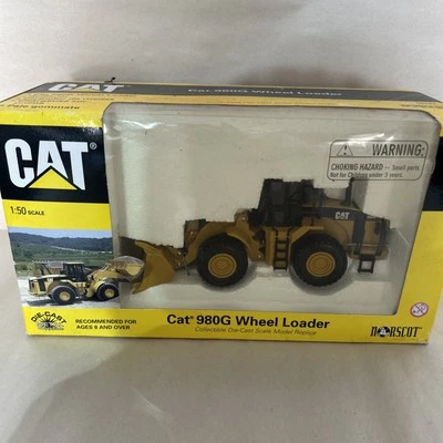 NEW CAT 988G Wheel Loader (55076) Norscot Scale Models NIB - Image 1 of 4