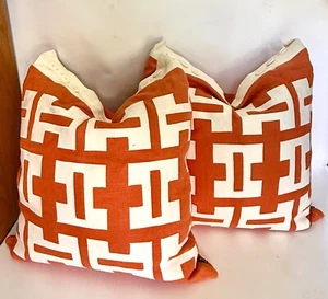 V Rug & Home Electric Orange Linen Fabric With Down Insert 26” (Set of 2) - Picture 1 of 9