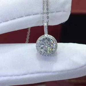 RARE 5.00 Ct Off White Treated Round Cut Diamond Solitaire Pendant in 925 Silver - Picture 1 of 7