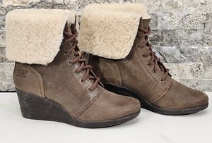 UGG Womens Wedge Ankle Boots Leather Shearling Fold Over Lace Up Brown Zea Sz 7 - Picture 1 of 10