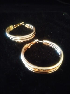 BRINCOS DE ARGOLA FOLHEADOS A OURO ROSA 14KT REDONDOS BRILHANTES CORTE DIAMANTE 1 1/2 POLEGADA + BÔNUS - Imagem 1 de 4