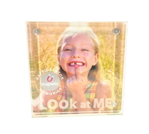 NEU Hallmark Kind Familienfoto ""Schau mich an"" Magnet Küche Kühlschrank Rahmen - Bild 1 von 5