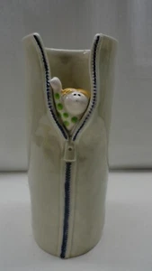 VTG  1975 FITZ & FLOYD 7.5" HAND-PAINTED ZIPPER MAN PORCELAIN VASE - Picture 1 of 7