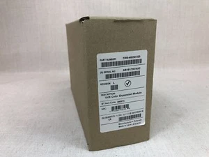New Open Box VVX Color Expansion Module w/ Stand, Screws and Ethernet Cable - Picture 1 of 5