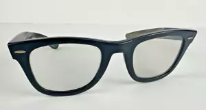 VINTAGE RAY-BAN WAYFARER SUNGLASSE USA B&L 5024 - Picture 1 of 12