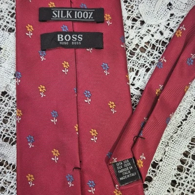 Hugo Boss Burgundy Floral Silk Tie   EC - Image 1 of 4