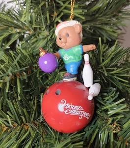 Vtg Lustre Fame Bowling Bear Christmas Traditions Ornament 1994 Bowler Pins - Picture 1 of 6