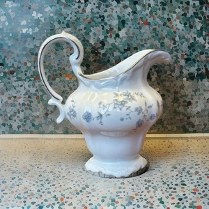 Vintage Johann Haviland Blue Garland Floral Creamer Bavaria Germany - Picture 1 of 4
