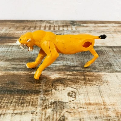 Aurora Prehistoric Scenes SABER TOOTH TIGER Plastic Model Kit - Incomplete - Image 1 of 2