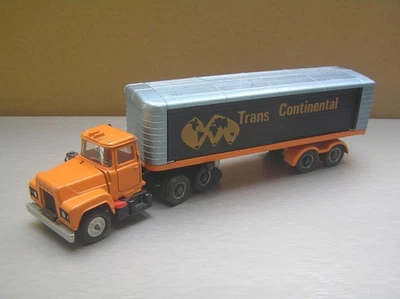 Corgi Major 1100 Mack Truck with Trans-Continental Trailer made in Great Britain - Image 1 of 4