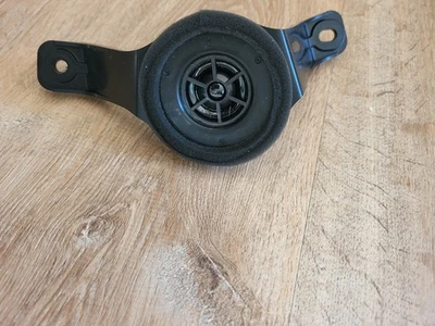 Altavoz interior puerta delantera pasajero derecho Toyota Rav4 OEM 06-11 Foto 1 de 4