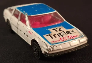 Vintage Corgi Rover 3500 No.12 Triplex Esso - Picture 1 of 8