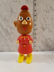 Vintage Hasbro 1966 Wind Up Mrs Potato Head  - Picture 1 of 4