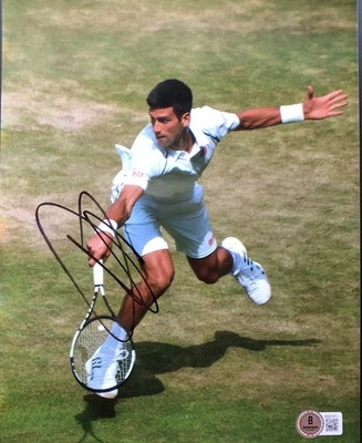 Foto autografiada firmada por Novak Djokovic de 8x10 estrella de tenis Beckett certificado de autenticidad Foto 1 de 2