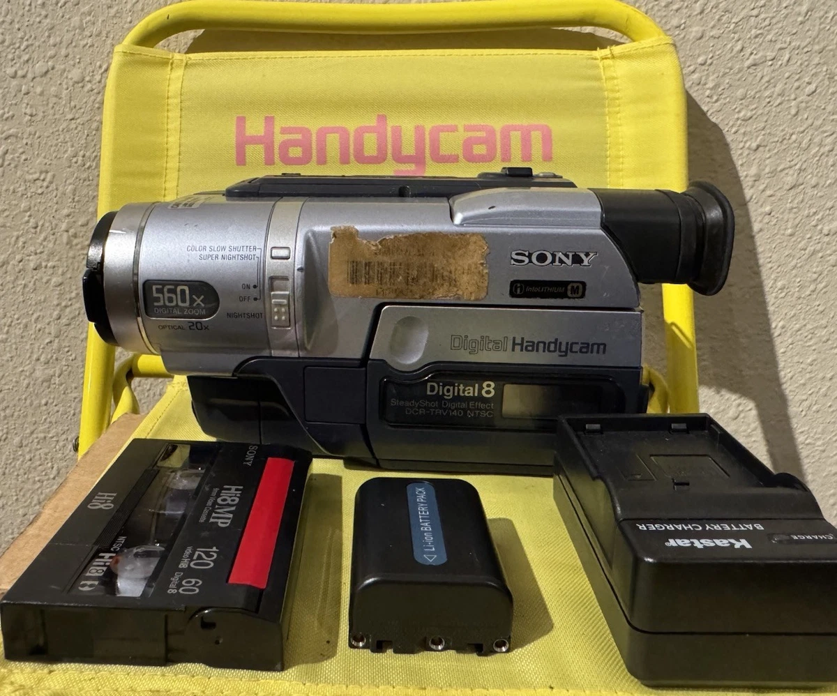 Sony Digital8 Handycam 100xズーム Sony Digital8 Handycam 100xズーム Sony Digital8 Handycam 100x