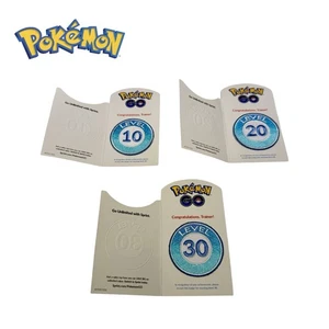 Raro Set Distintivi Allenatore Pokémon GO Livello 10 20 30 Patch EDIZIONE LIMITATA (NUOVO)! - Foto 1 di 6