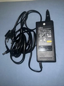 Original Fujitsu ADP-90SB AD 20V-4.5A AC/DC Adapter Netzteil - Bild 1 von 2
