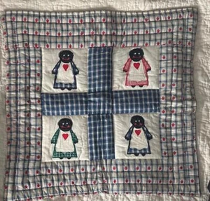 Vintage schwarz afroamerikanisch wandhängend blau quilt 4 Puppen Herzen handgefertigt - Bild 1 von 9