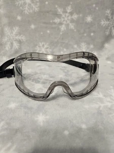 Lot Of 2 Crews Safety Glasses Goggles Model 3RYE9 Z94.3 Compliant ANSI Z87+ - Picture 1 of 5
