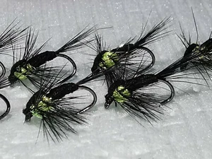 MONTANA FLIES BARBLESS SIZE 12 X 8 - Picture 1 of 2