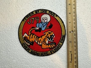 Vintage USAF Patch - J79 - 1000 Flying Hours- Tiger By The Tail - Picture 1 of 3