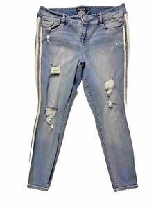 Torrid Premium Jegging Blue Jeans Distressed Woman’s Size 22R - Picture 1 of 10