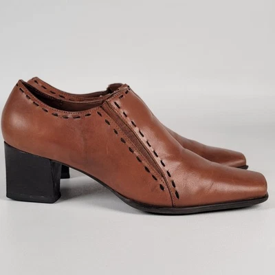 Botín Worthington Tacón 7.5 Mediano Marrón Puntera Cuadrada Sin Cordones  Foto 1 de 4