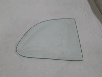 Hudson 1952 1953 1954 sedán de 4 puertas distancia entre ejes corta transparente cuarto de vidrio estacionario Foto 1 de 3