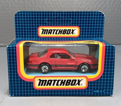 Matchbox MB 61 T-Bird Turbo cupé rojo nuevo en caja Foto 1 de 2