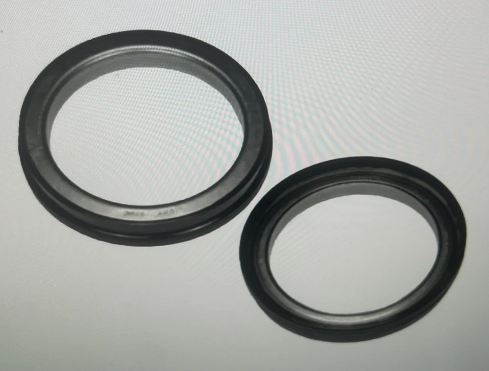 Steam o Wheel Seal HP Guardian Drive Axle Seal Truck Part 309-0973 - Image 1 of 3