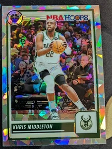 2023-24 Premium Stock Silver Cracked Ice Prizm Khris Middleton Bucks - Picture 1 of 2