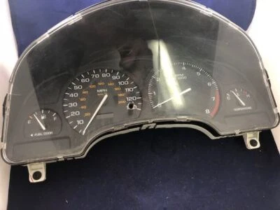2002 SATURN S SERIES SPEEDOMETER CLUSTER US DOHC - Image 1 of 4