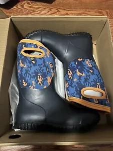 Bogs York Neo Camo Pull On Kids Size 5 Boots Waterproof Snow Boys Blue - Picture 1 of 5