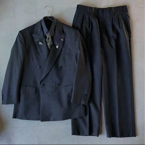 90er Jahre Luxus 5-teiliges Set Doppelanzug Giorgio Armani Krawattenhemd Anstecknadeln - Bild 1 von 12
