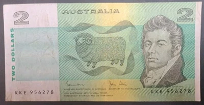 (1982) Australia 2 Dollars P43d KKE956278  sigs Johnston-Stone. - Image 1 of 2