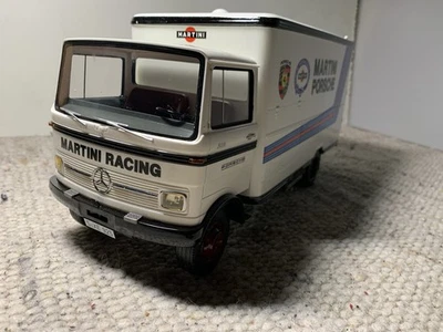 Raro Premium Classixxs 1:18 Mercedes-Benz LP608 "Martini Racing" con scatola originale - Immagine 1 di 4