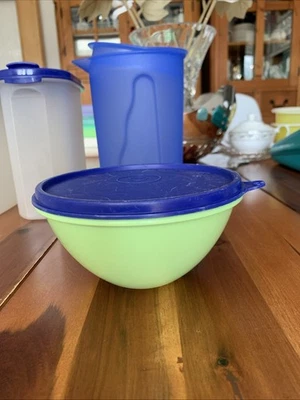 Tupperware Vorratdose  mit Deckel Blau  /Apfelgrün Schüssel ,Ø15cm.x9cm.H - Bild 1 von 4