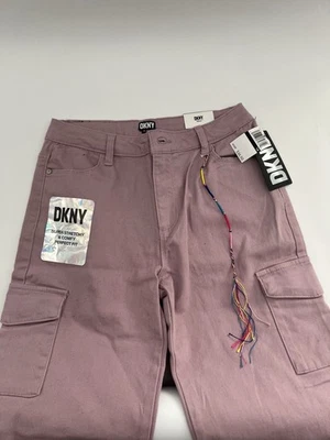 Pantalones de mezclilla elásticos DKNY rosa para niñas de 14 años Foto 1 de 4