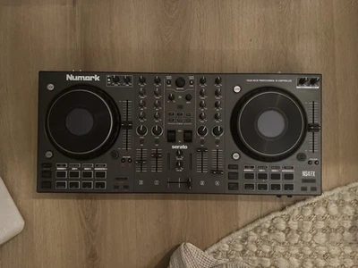 DJ-контроллер Numark Mixtrack Platinum FX 4 деки Serato USB-микшер работает хорошо - Изображение 1 из 3